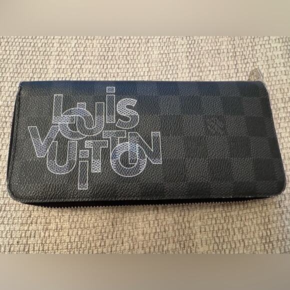 Louis Vuitton Damier Grafite Special Edition long Zippy wallet - Picture 1 of 9